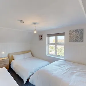 J Kyns Aparthome Smethwick