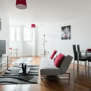 Sunrise Apartment *