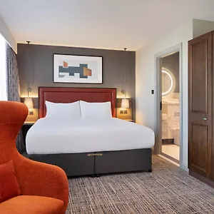 Hotel Leonardo Royal 4*
