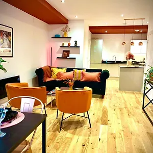 Dawn House - Wyndale Living -bham Jq 3br Townhouse Holiday home