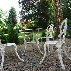 Hotel Cavalier House