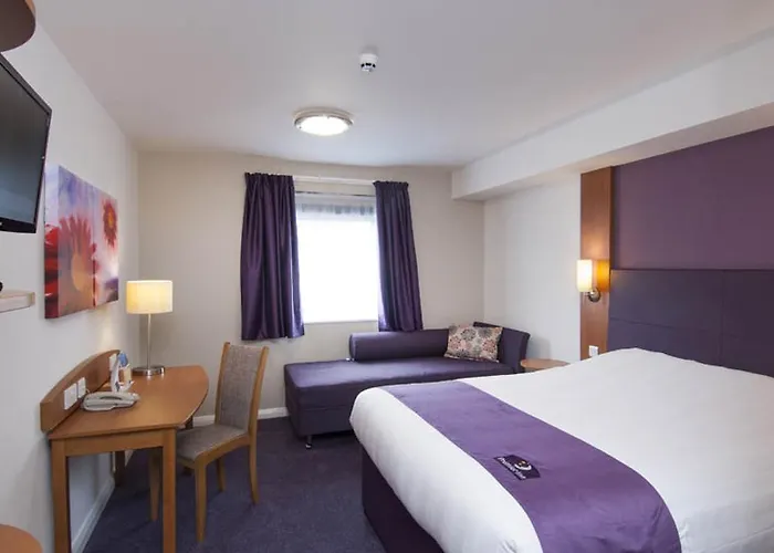 Premier Inn Birmingham South - Hall Green photo