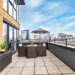 Apartment Centre With Roof Terrace.