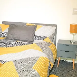 Kunda House Bearwood *
