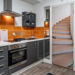 Apartment Favorite Studio Flat By Couple N Single Travellers Birmingham