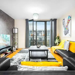 Cozy 2 Bed Arcadian Centre By Azura Nights