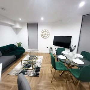 Modern And Cosy 2 Bedroom