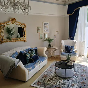 Sir Harry's Royal Apartment *