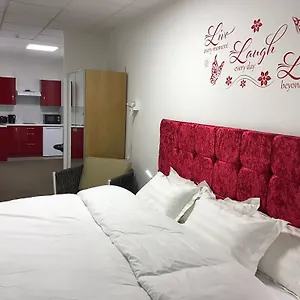 Lanchester House- Guest house 3*