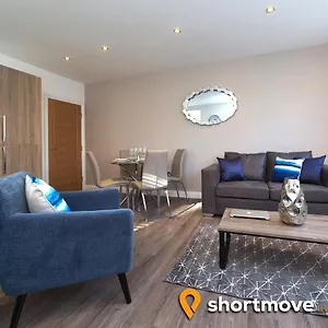 Shortmove | The Mint